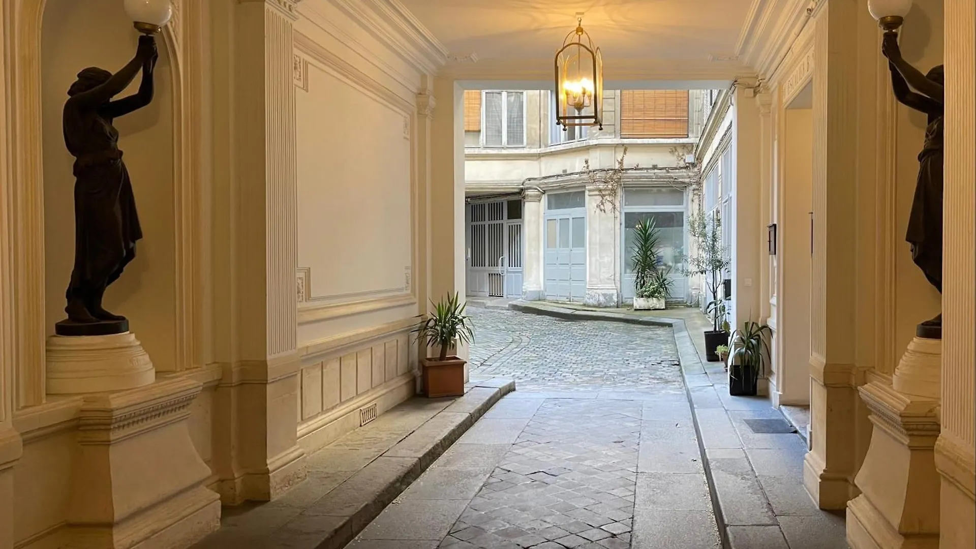 Atelier Artiste - Canal Saint-Martin Apartment Paris 0*,  France